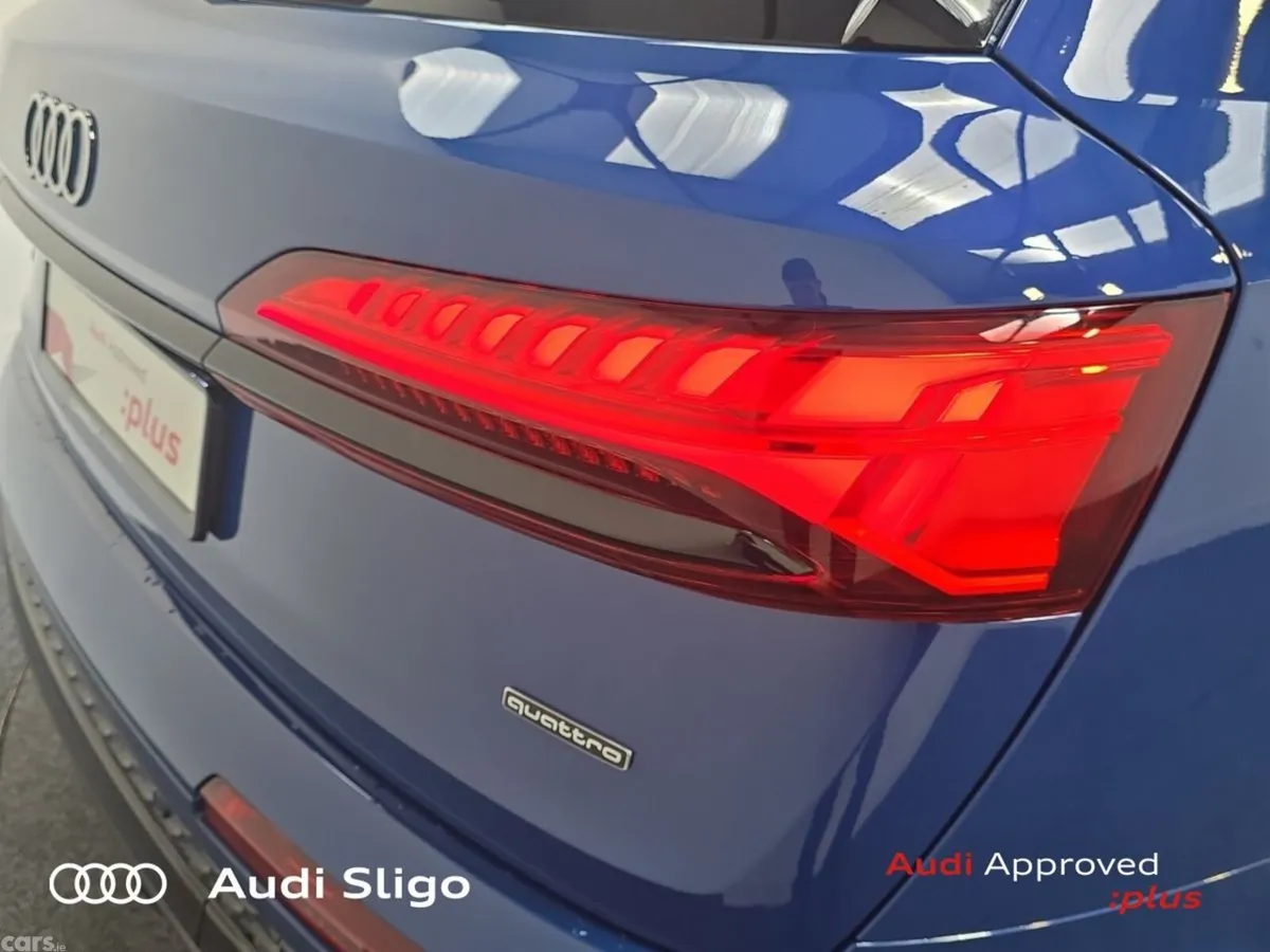 Audi Q7 SUV, Petrol Plug-in Hybrid, 2026, Blue