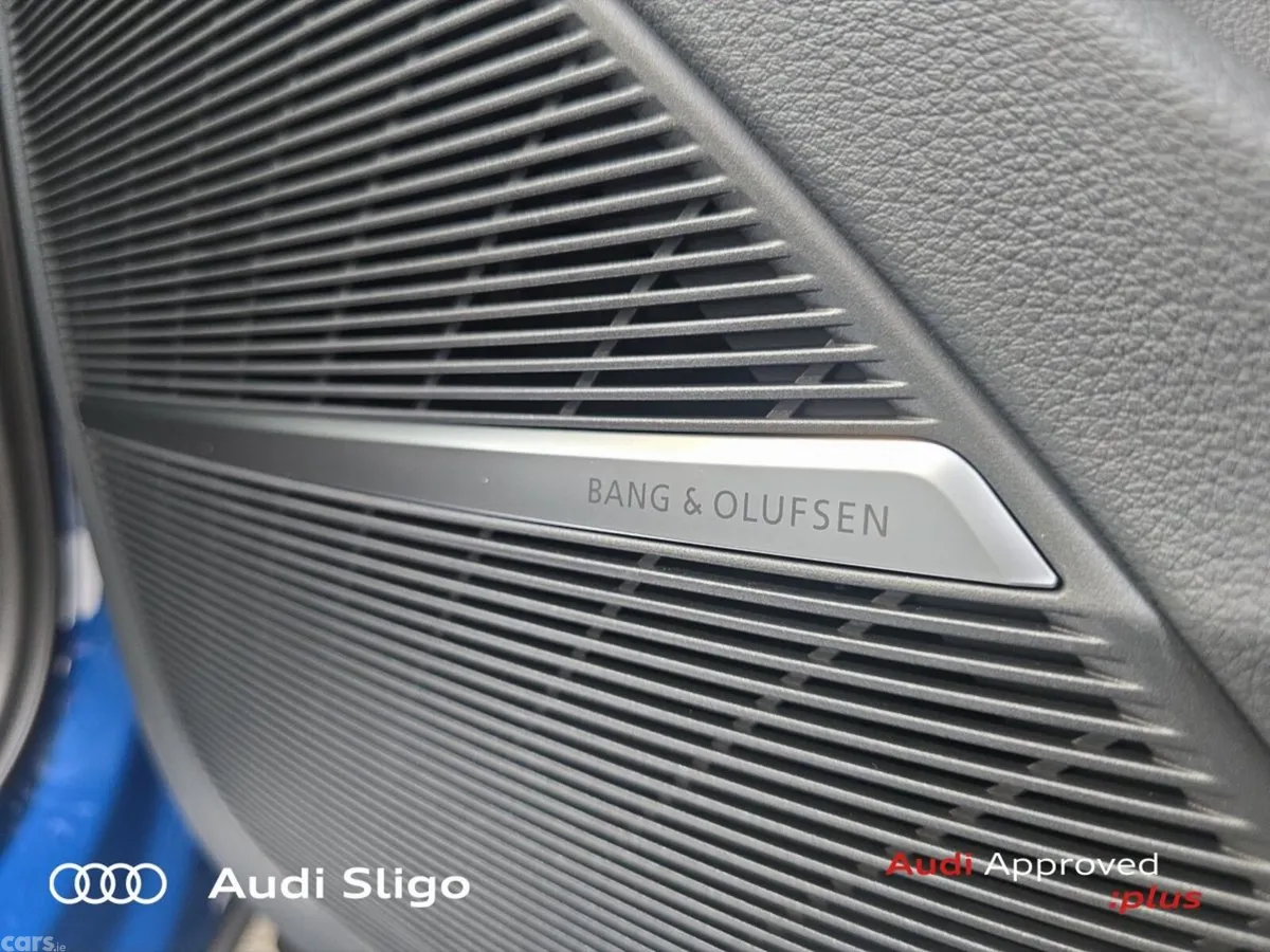 Audi Q7 SUV, Petrol Plug-in Hybrid, 2026, Blue