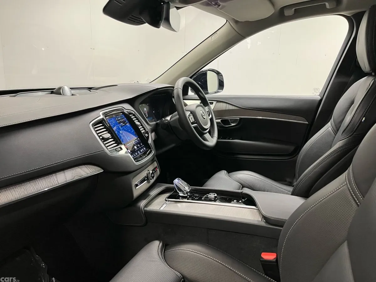 Volvo XC90 SUV, Petrol Hybrid, 2024, Grey