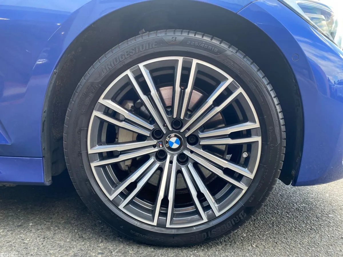 BMW 3-Series Saloon, Petrol Plug-in Hybrid, 2020, Blue