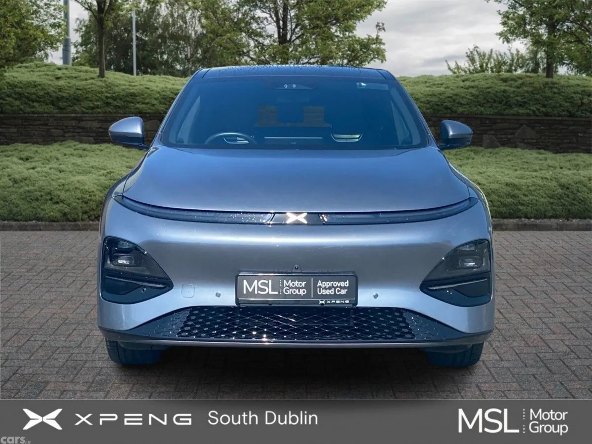 XPeng G6 Hatchback, Electric, 2025, Grey