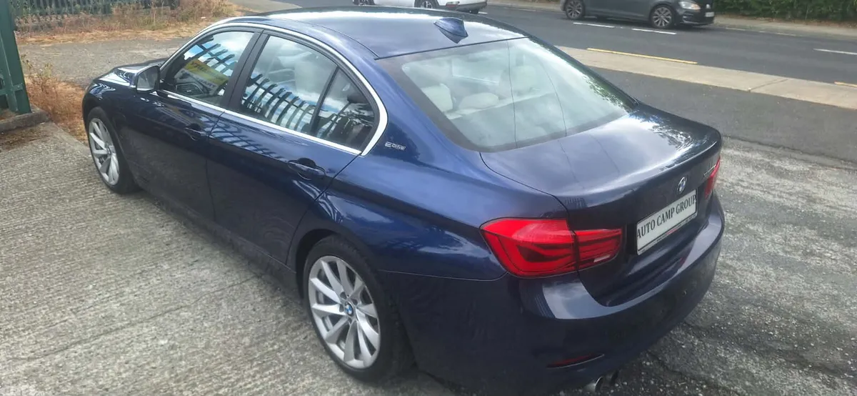 BMW 3-Series Saloon, Petrol Plug-in Hybrid, 2017, Blue