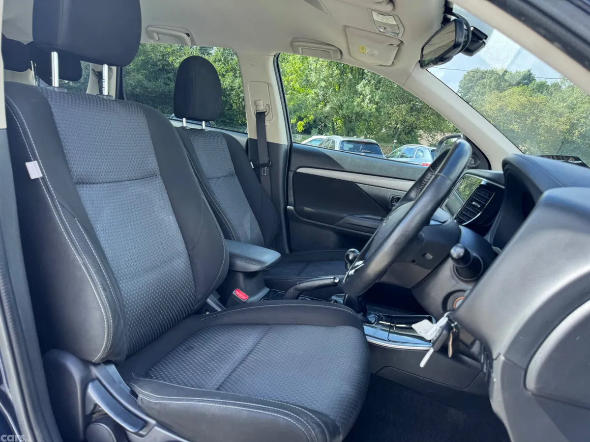 Mitsubishi Outlander SUV, Diesel, 2018, Blue