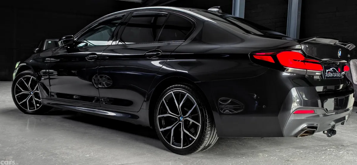 BMW 5-Series Saloon, Petrol Plug-in Hybrid, 2020, Grey