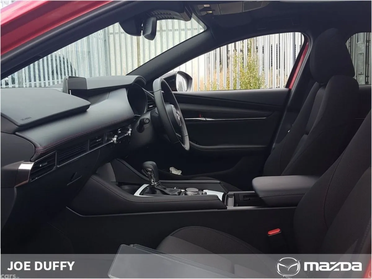 Mazda Mazda3 Hatchback, Petrol, 2026, Red