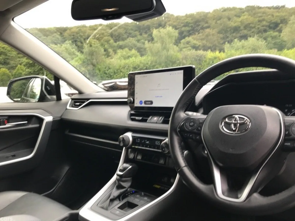 Toyota RAV4 SUV, Petrol Hybrid, 2024, Blue