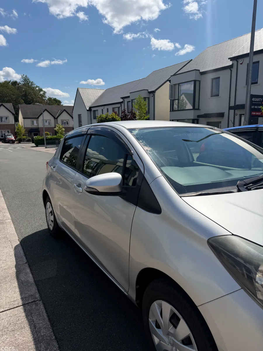 Toyota Vitz Hatchback, Petrol, 2016, Silver