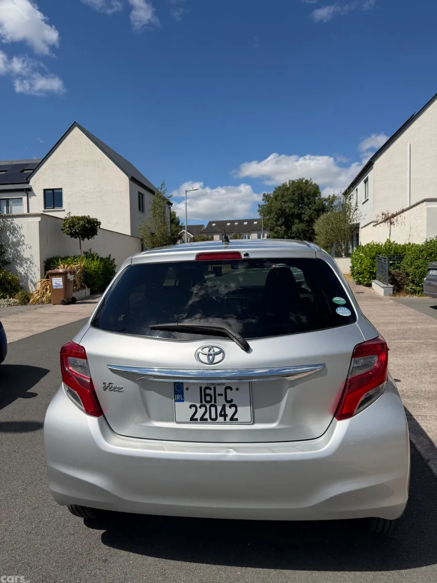 Toyota Vitz Hatchback, Petrol, 2016, Silver