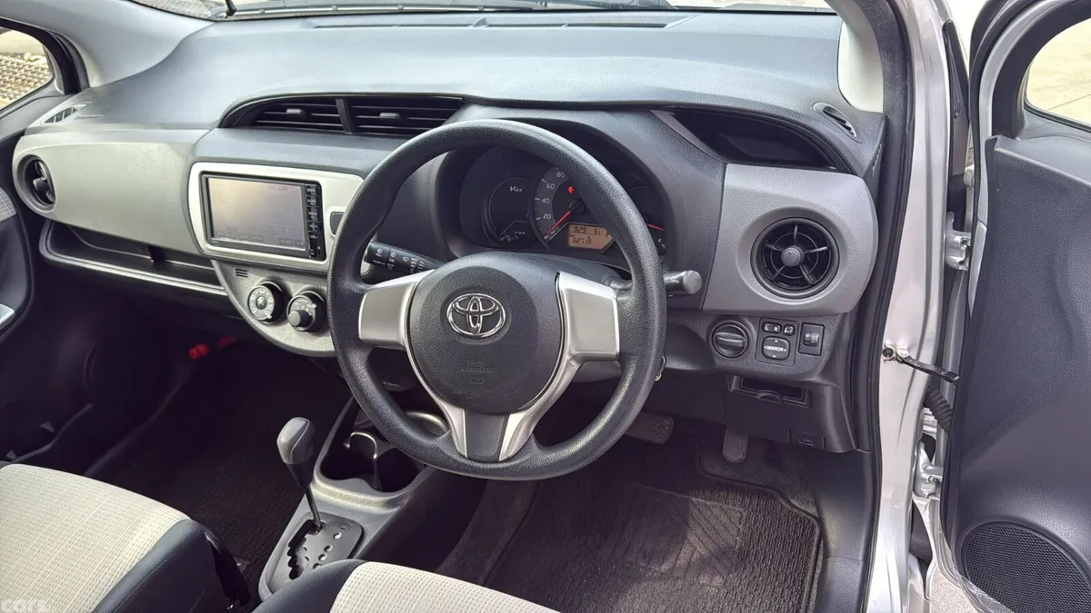 Toyota Vitz Hatchback, Petrol, 2016, Silver