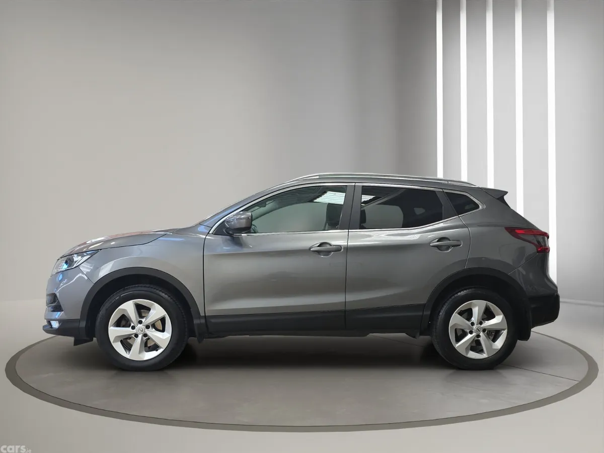 Nissan Qashqai MPV, Petrol, 2020, Grey