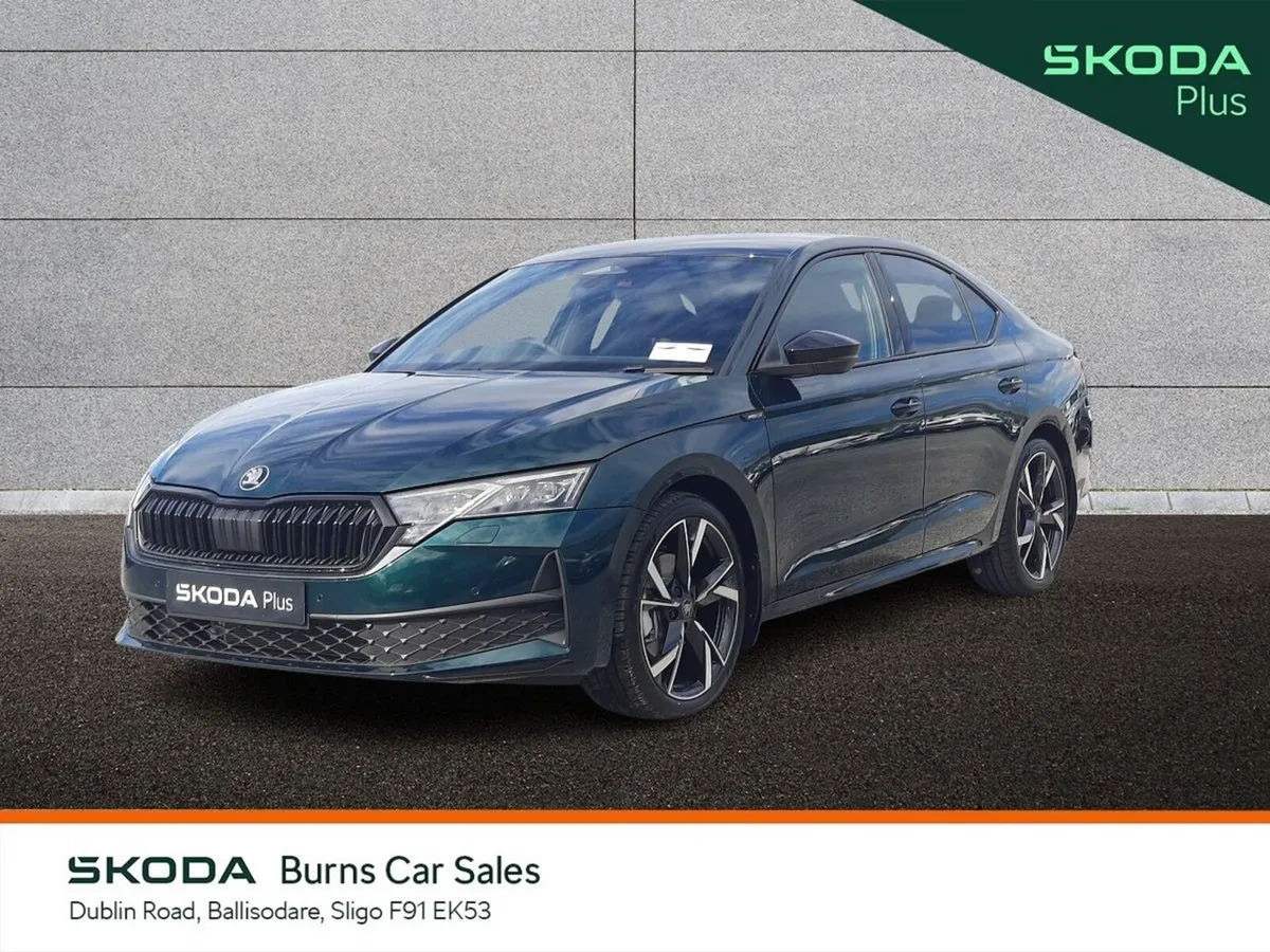 Skoda Octavia Hatchback, Diesel, 2026, Green