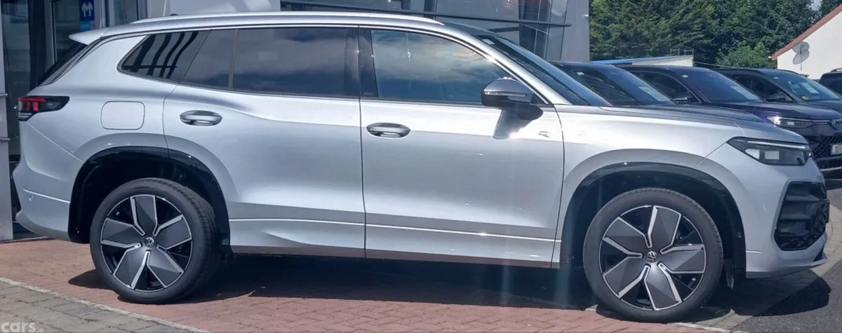 Volkswagen Tayron Estate, Petrol Plug-in Hybrid, 2026, Silver