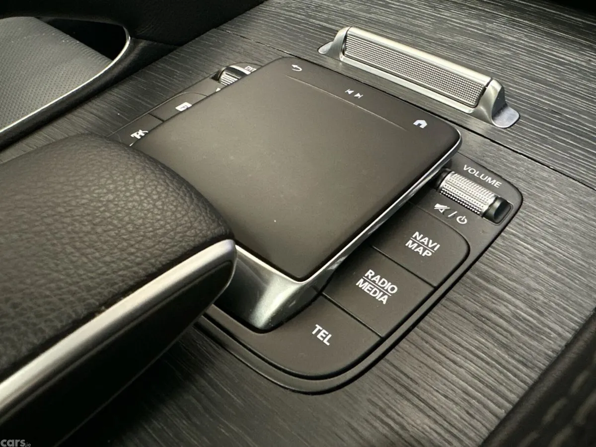 Mercedes-Benz GLE SUV, Diesel Plug-in Hybrid, 2023, Black