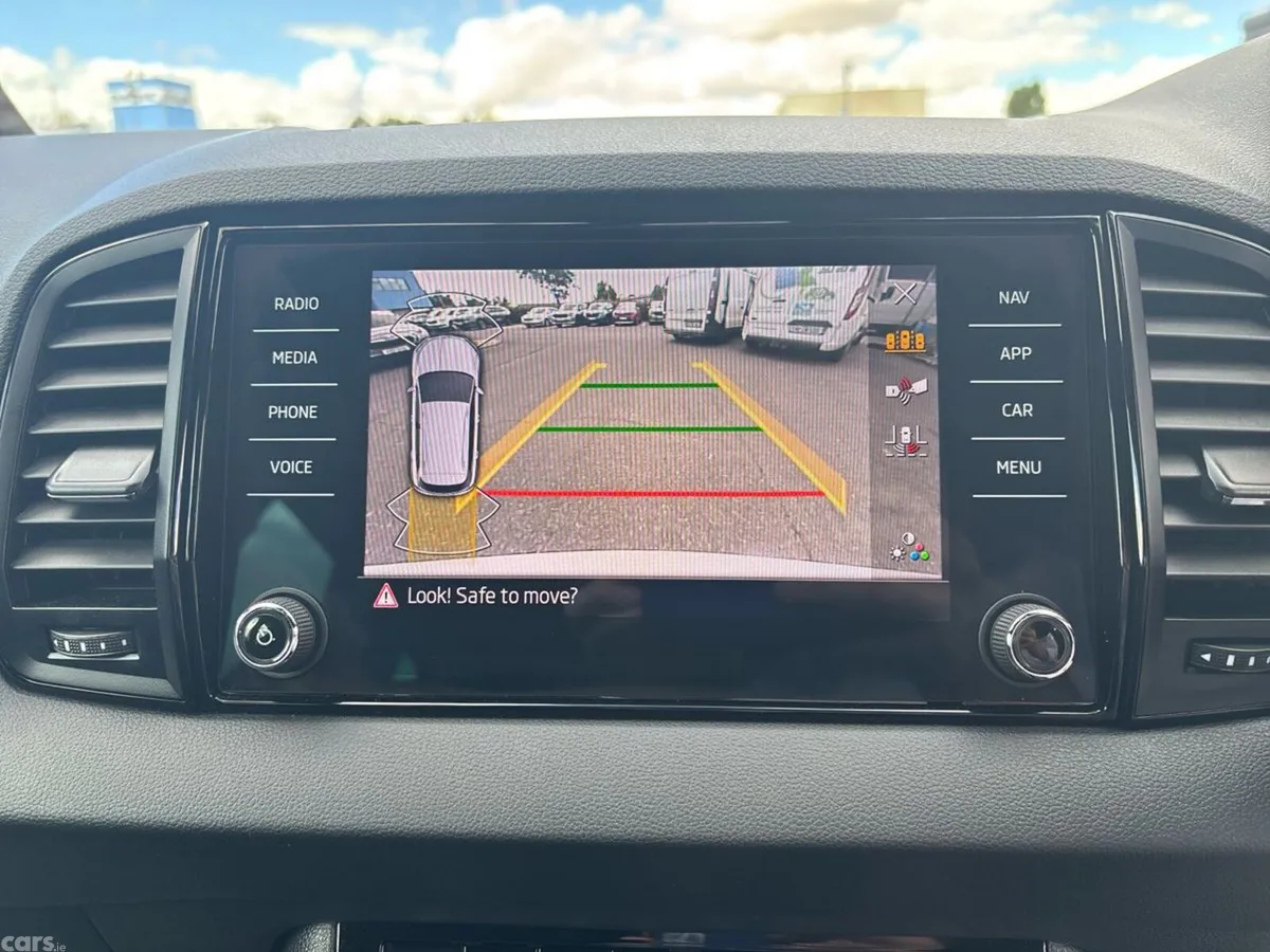 Skoda Karoq Estate, Diesel, 2024, Grey