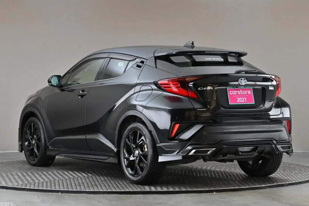 Toyota C-HR SUV, Petrol Hybrid, 2021, Black