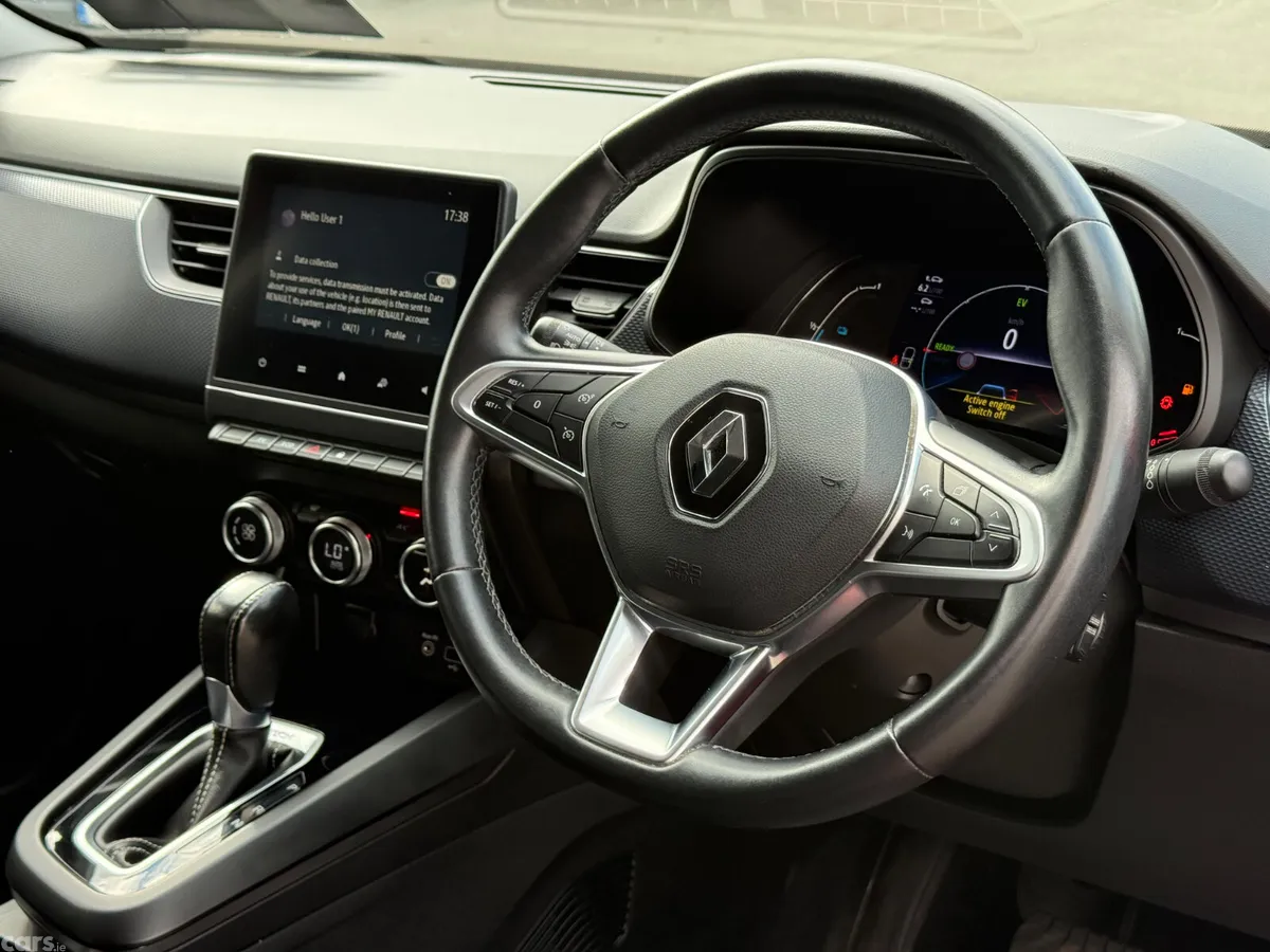 Renault Arkana Hatchback, Petrol, 2022, Red