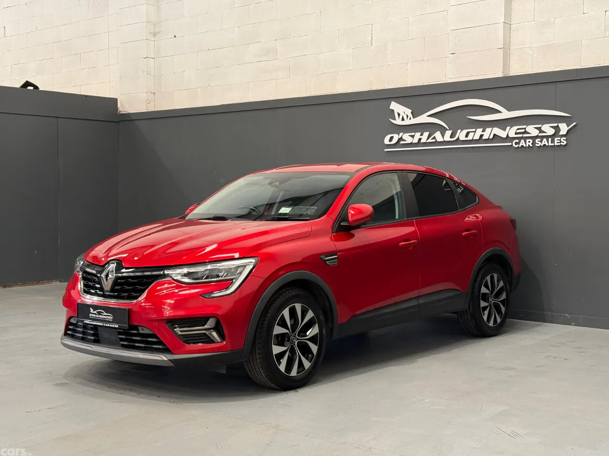 Renault Arkana Hatchback, Petrol, 2022, Red