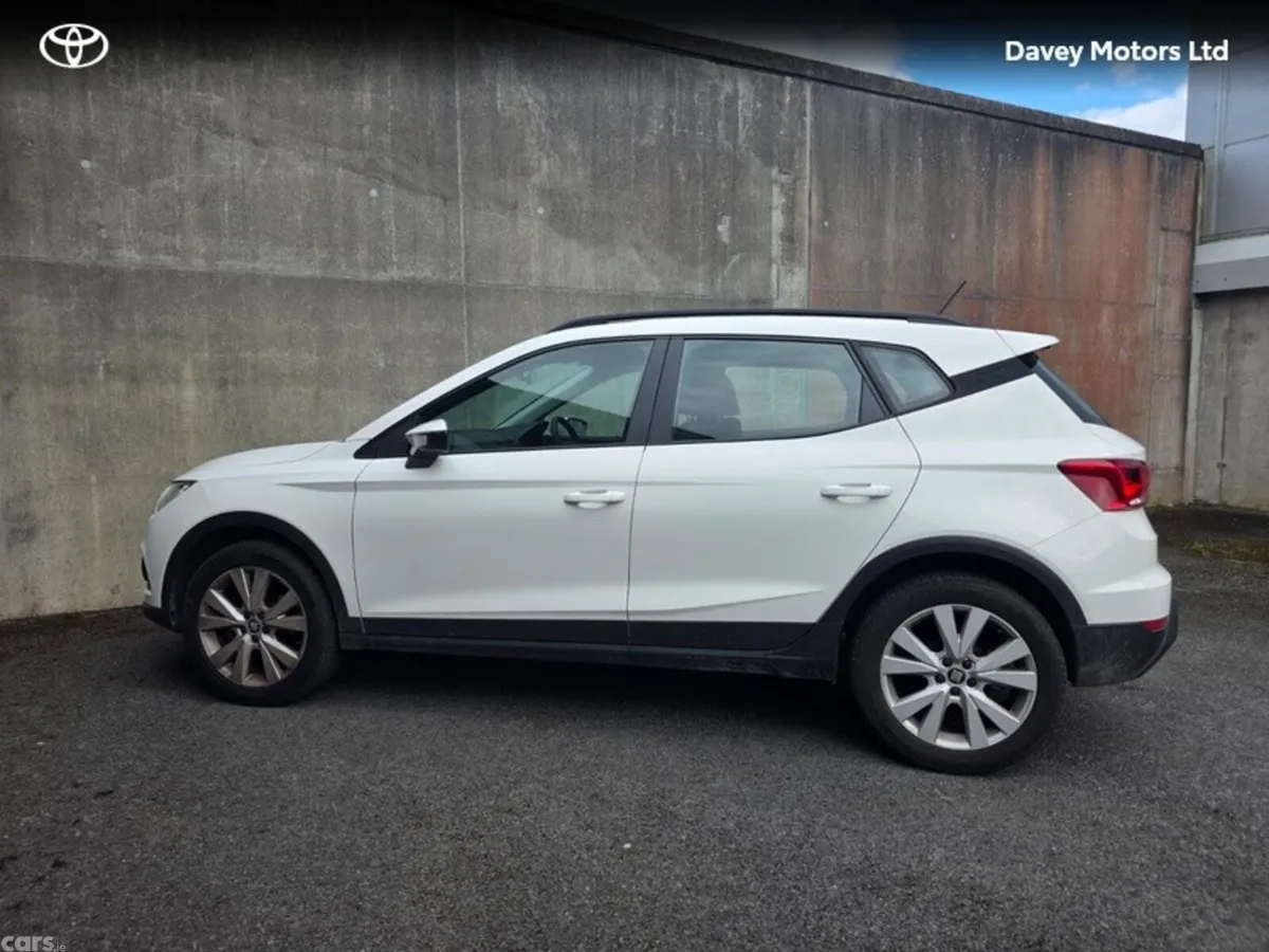 SEAT Arona Hatchback, Petrol, 2020, White