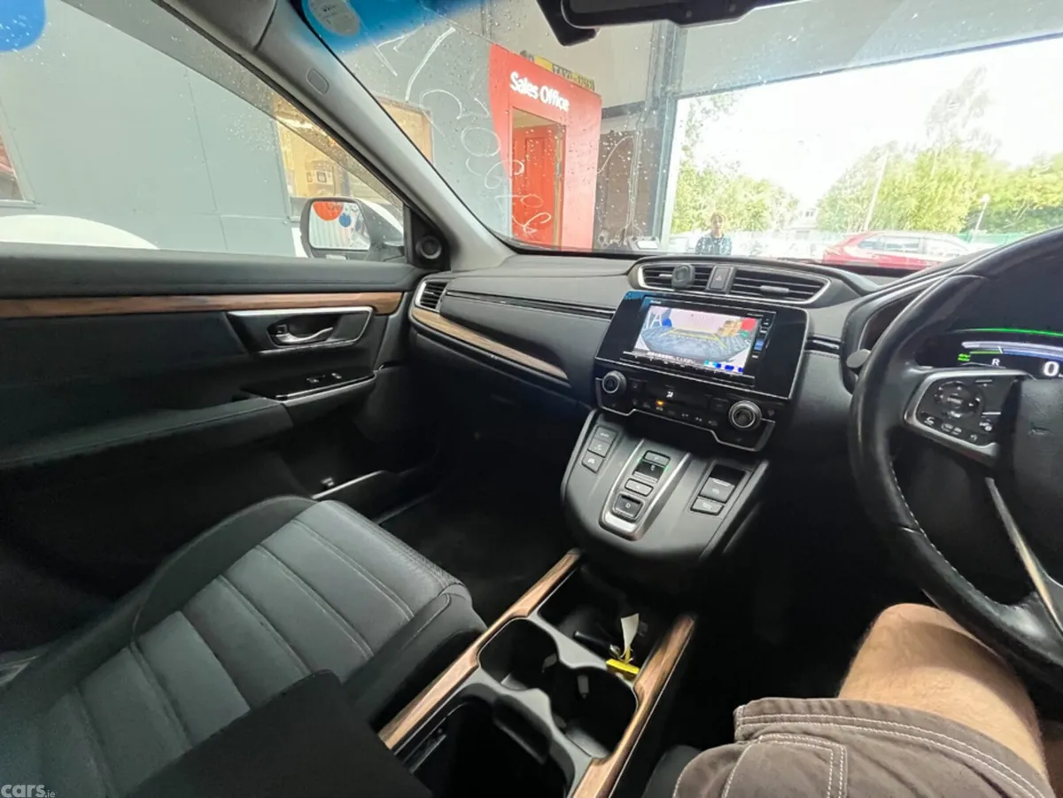 Honda CR-V SUV, Petrol Hybrid, 2019, White