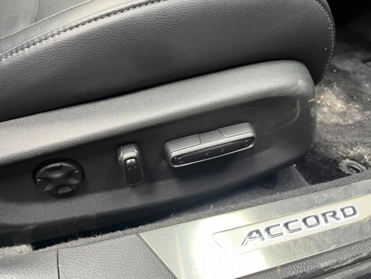 Honda Accord Saloon, Petrol Hybrid, 2022, Black