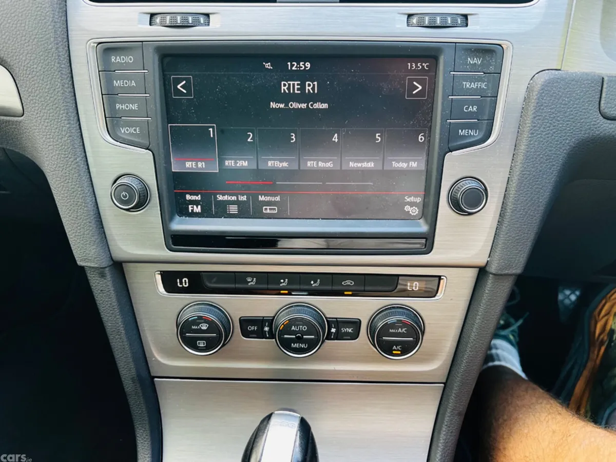 Volkswagen Golf Estate, Petrol, 2015, Black