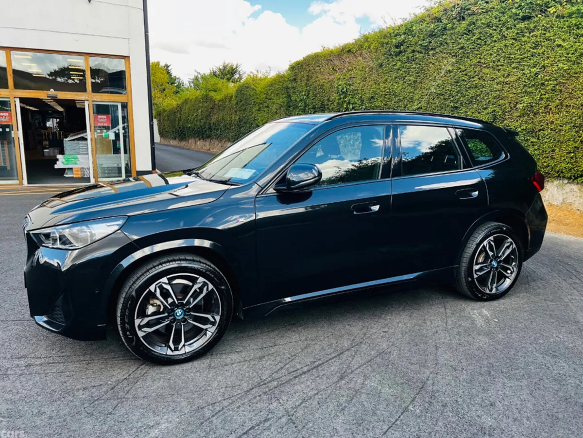 BMW iX1 Estate, Electric, 2023, Black