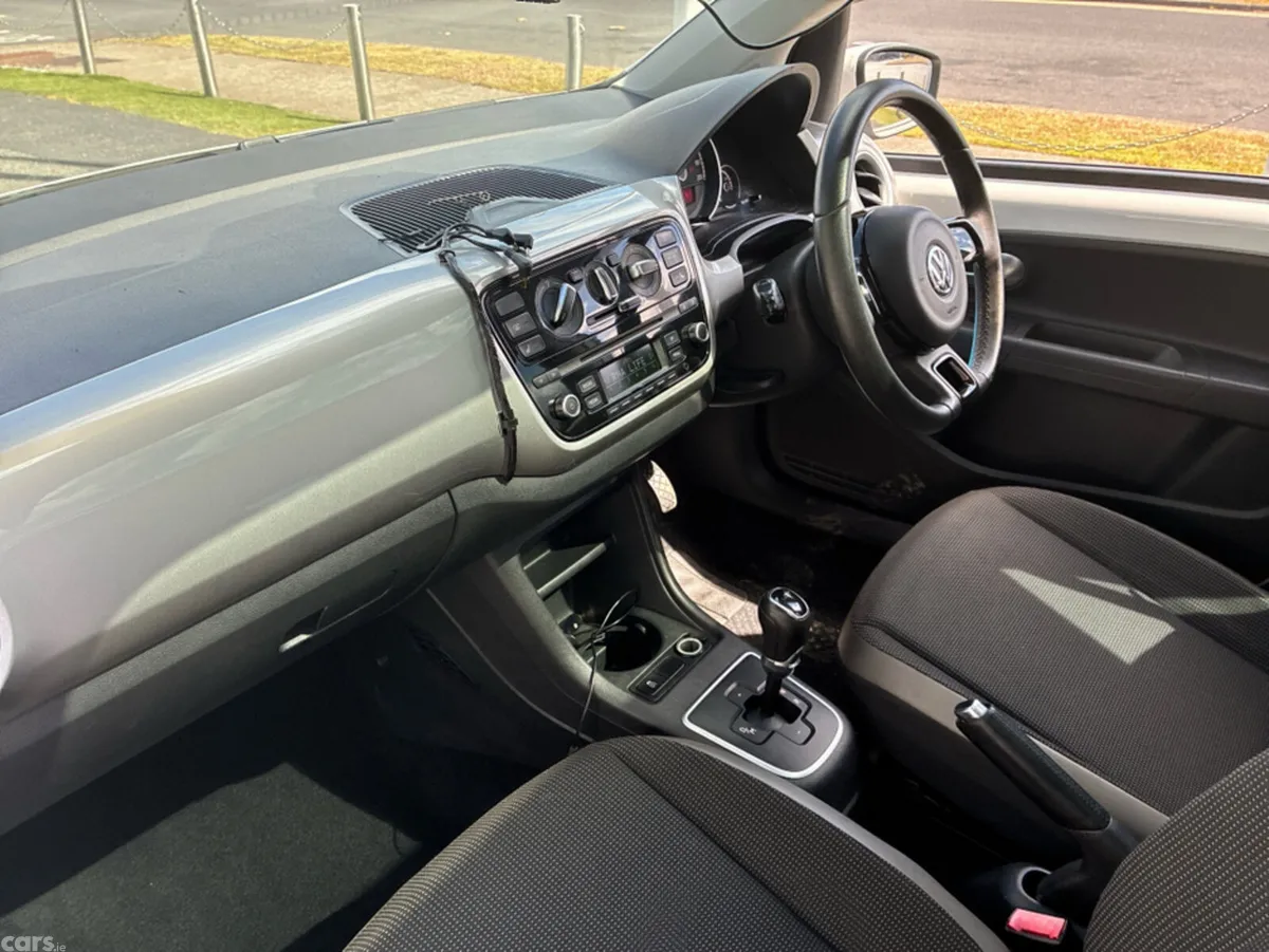 Volkswagen up! Hatchback, Petrol, 2013, White