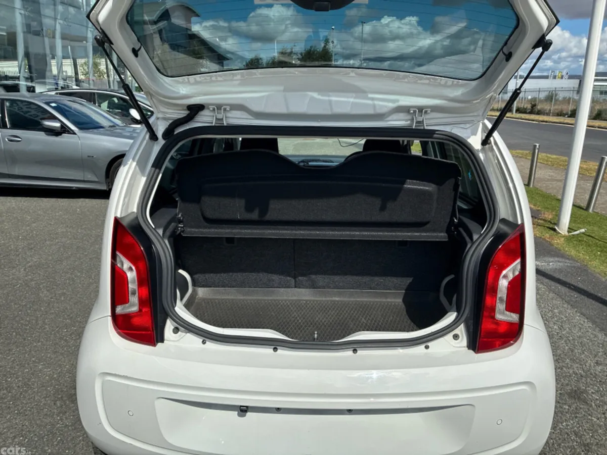 Volkswagen up! Hatchback, Petrol, 2013, White