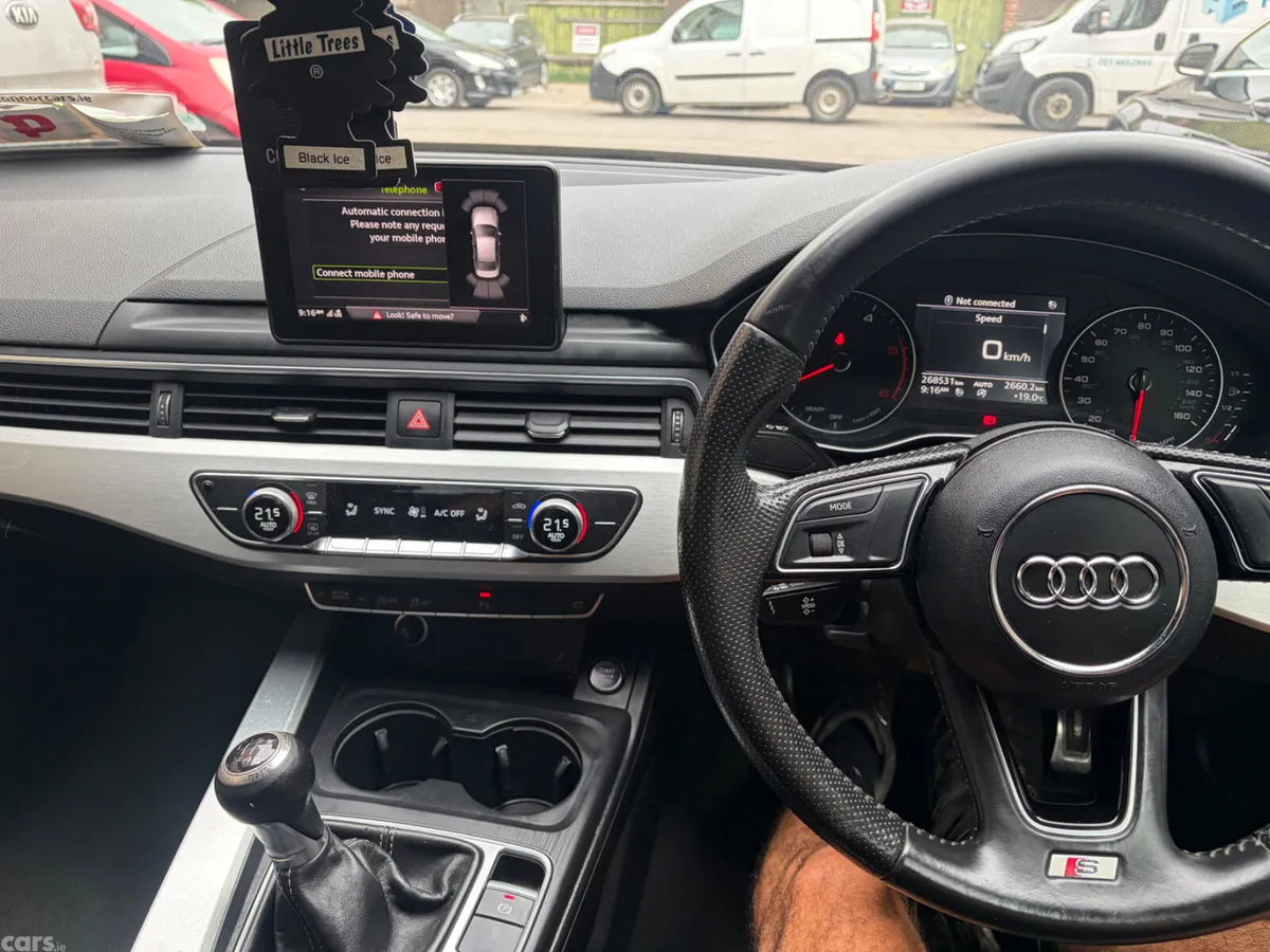 Audi A4 Saloon, Diesel, 2017, Black