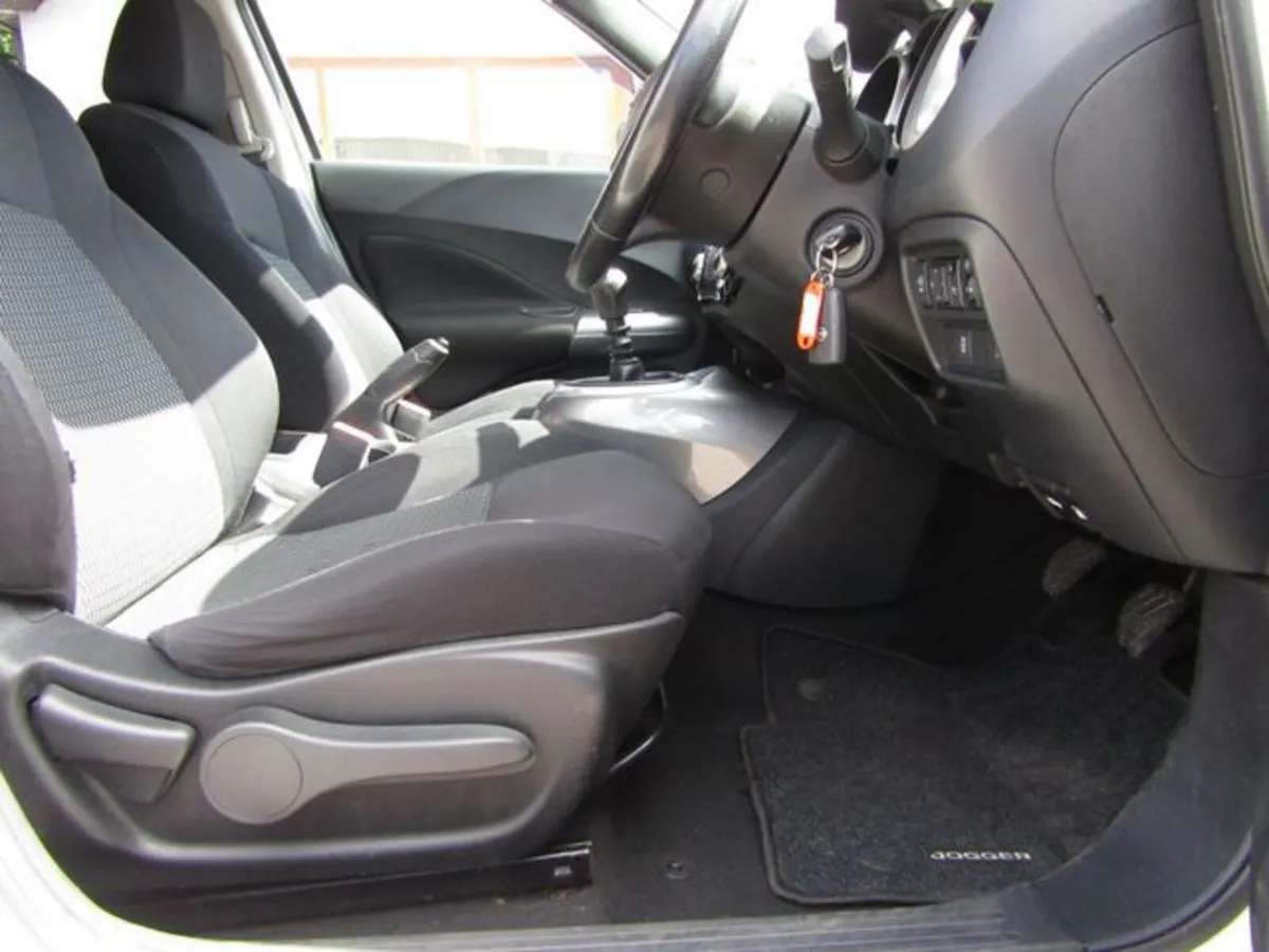 Nissan Juke MPV, Petrol, 2015, White