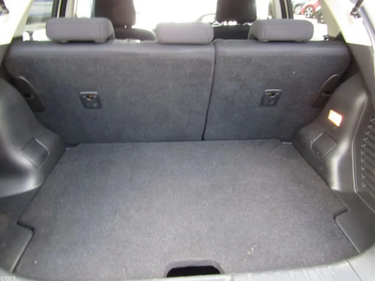 Nissan Juke MPV, Petrol, 2015, White
