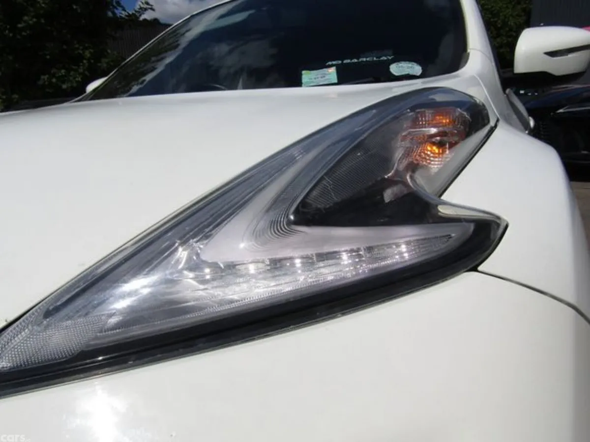 Nissan Juke MPV, Petrol, 2015, White