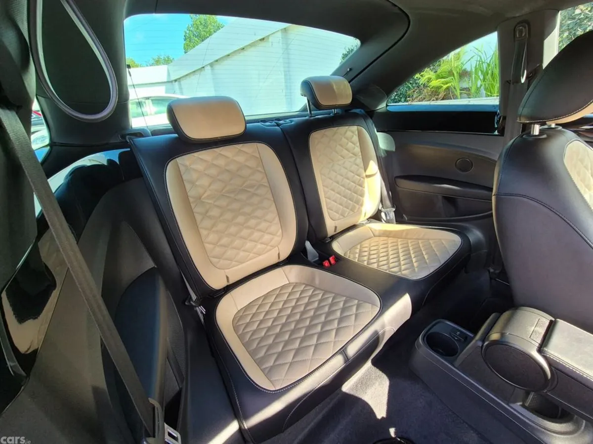 Volkswagen Beetle Hatchback, Petrol, 2018, White