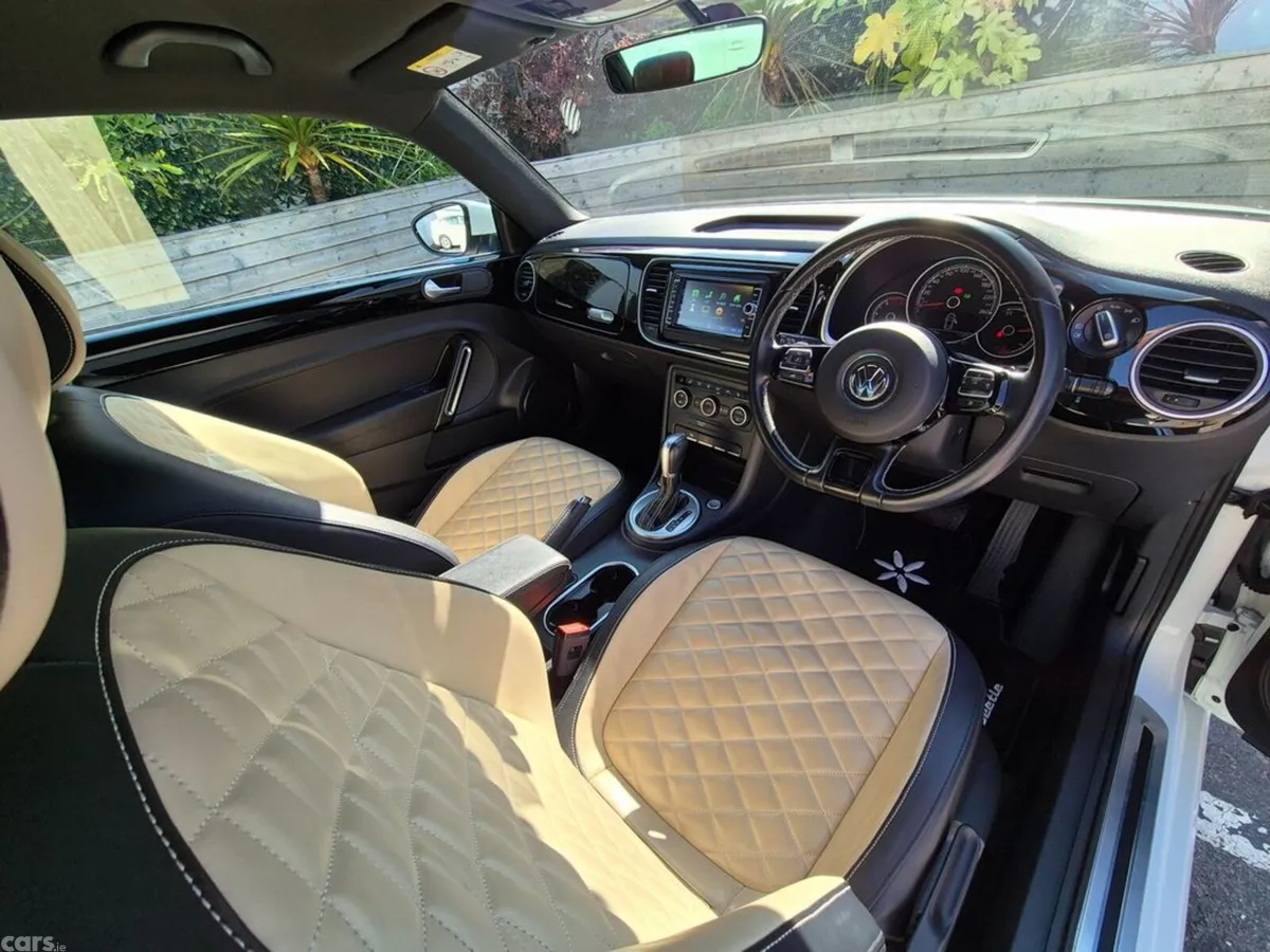 Volkswagen Beetle Hatchback, Petrol, 2018, White