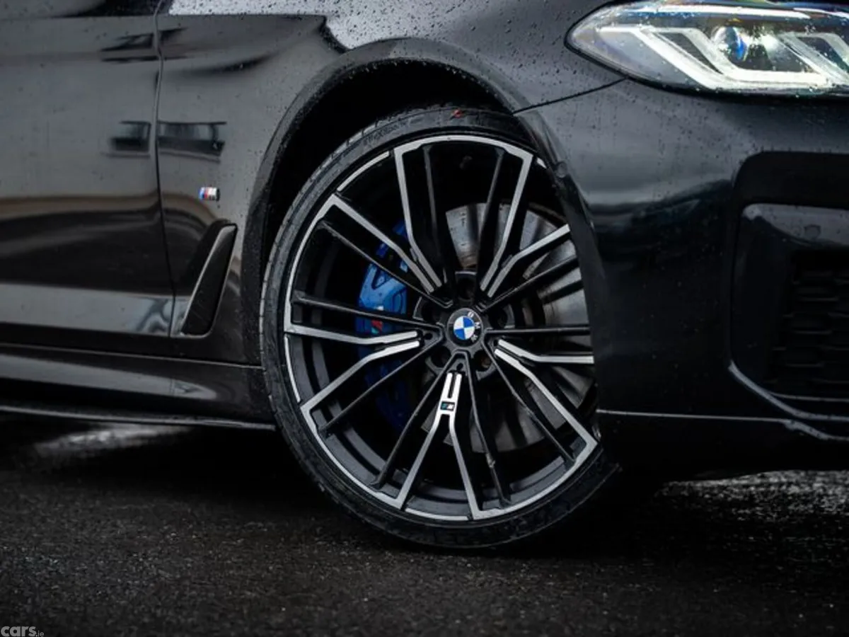 BMW 5-Series Saloon, Petrol Plug-in Hybrid, 2021, Black