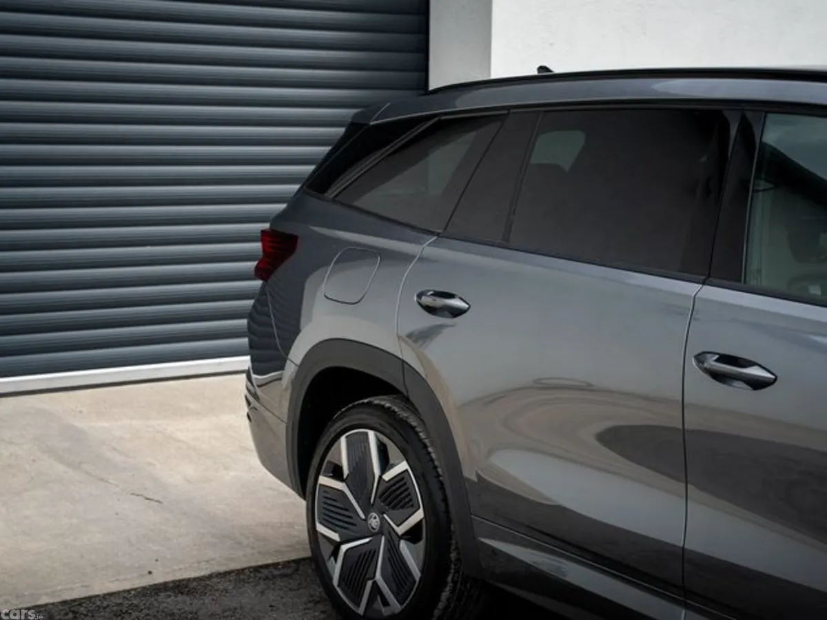 Skoda Kodiaq SUV, Petrol Hybrid, 2026, Grey