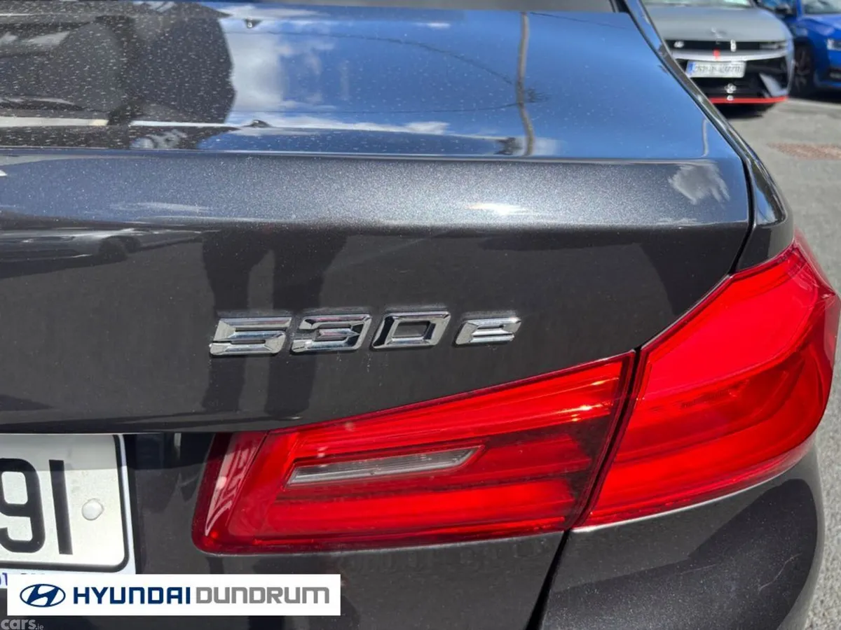 BMW 5-Series Saloon, Petrol Plug-in Hybrid, 2018, Black