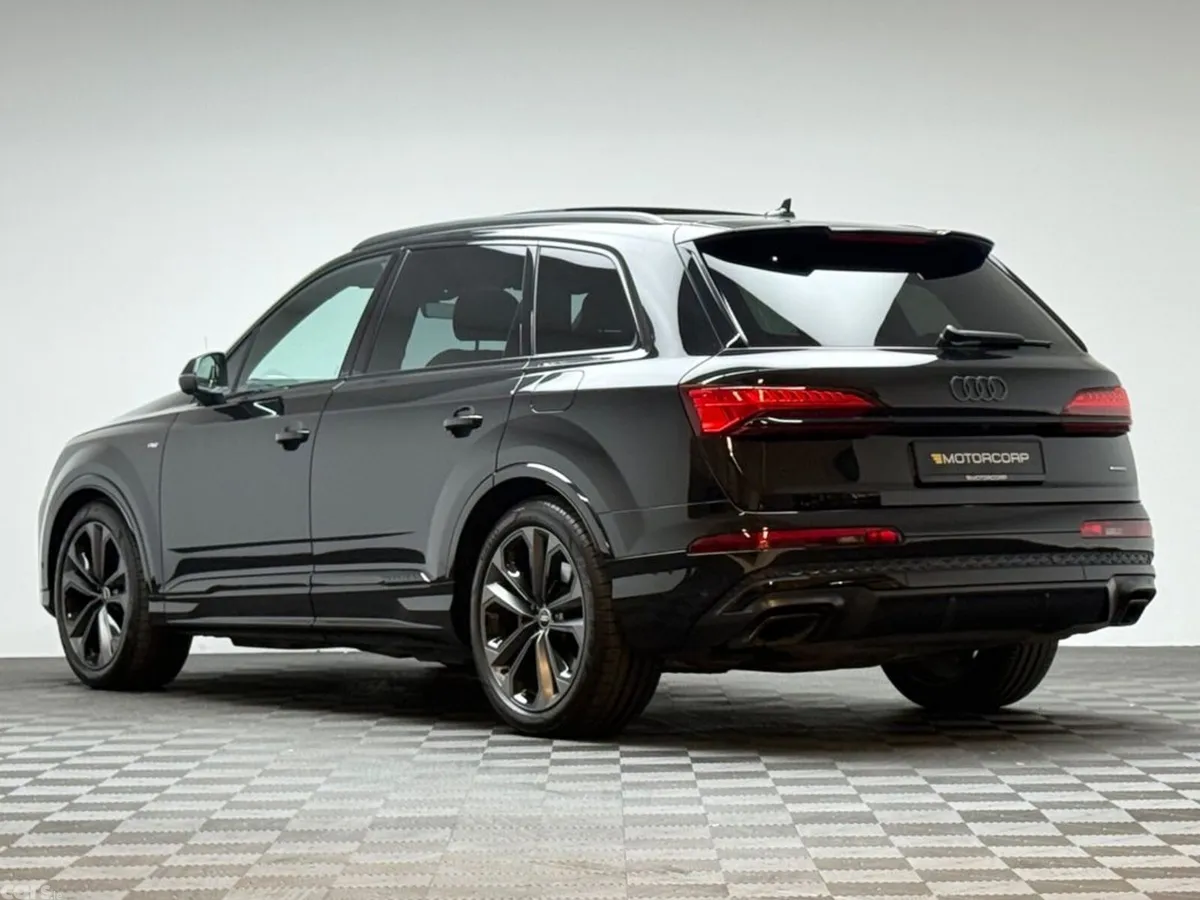 Audi Q7 SUV, Petrol Plug-in Hybrid, 2025, Black