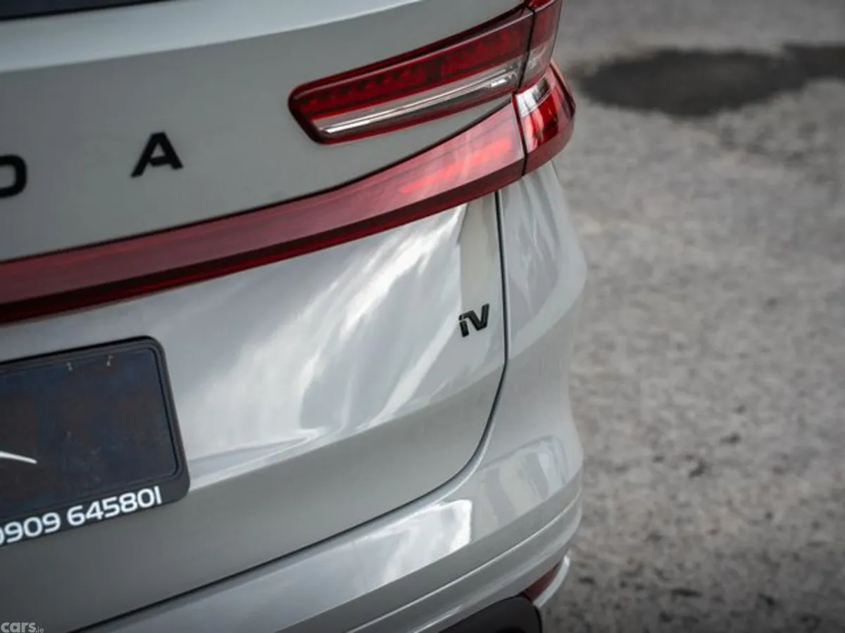 Skoda Kodiaq Estate, Petrol Hybrid, 2026, Grey