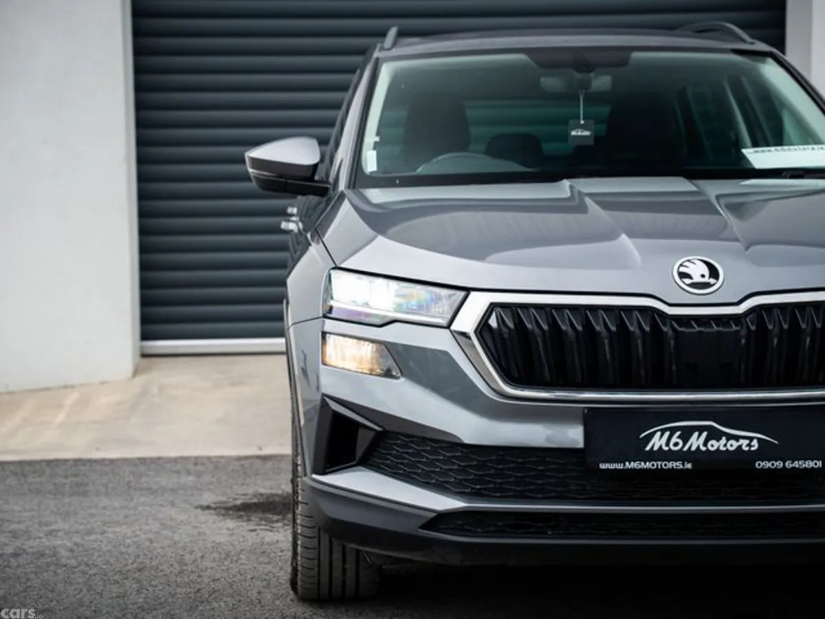 Skoda Karoq SUV, Diesel, 2023, Grey