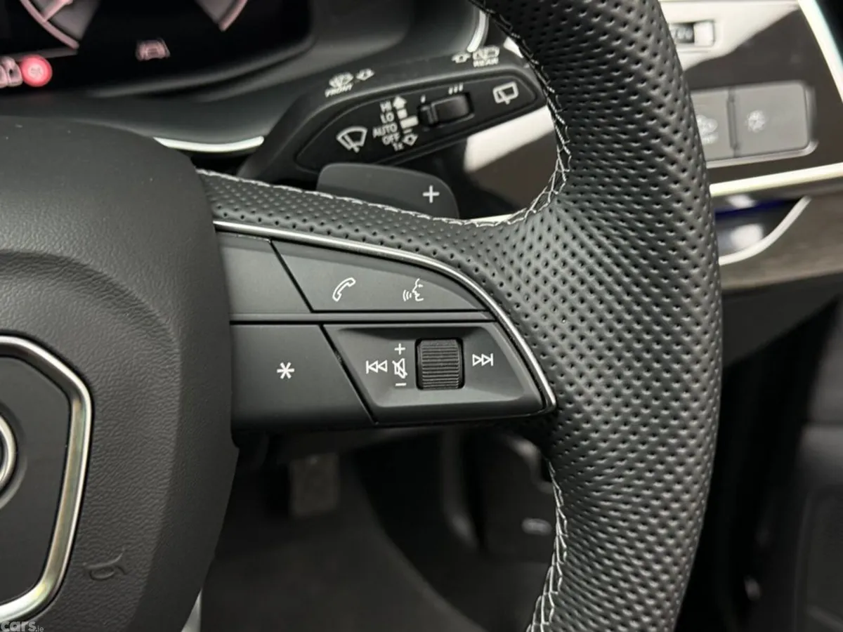 Audi Q7 SUV, Petrol Plug-in Hybrid, 2025, Black