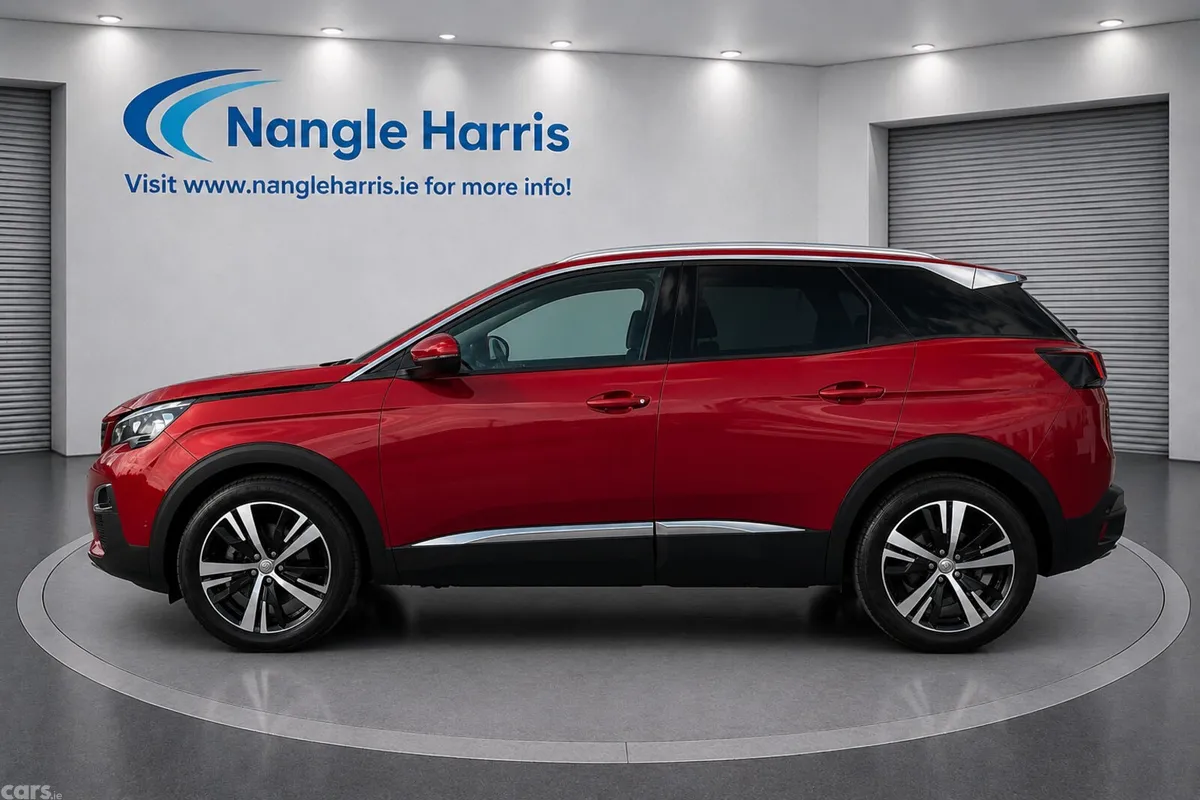 Peugeot 3008 MPV, Diesel, 2018, Red