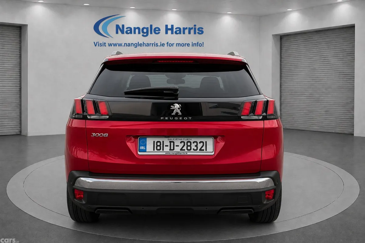 Peugeot 3008 MPV, Diesel, 2018, Red