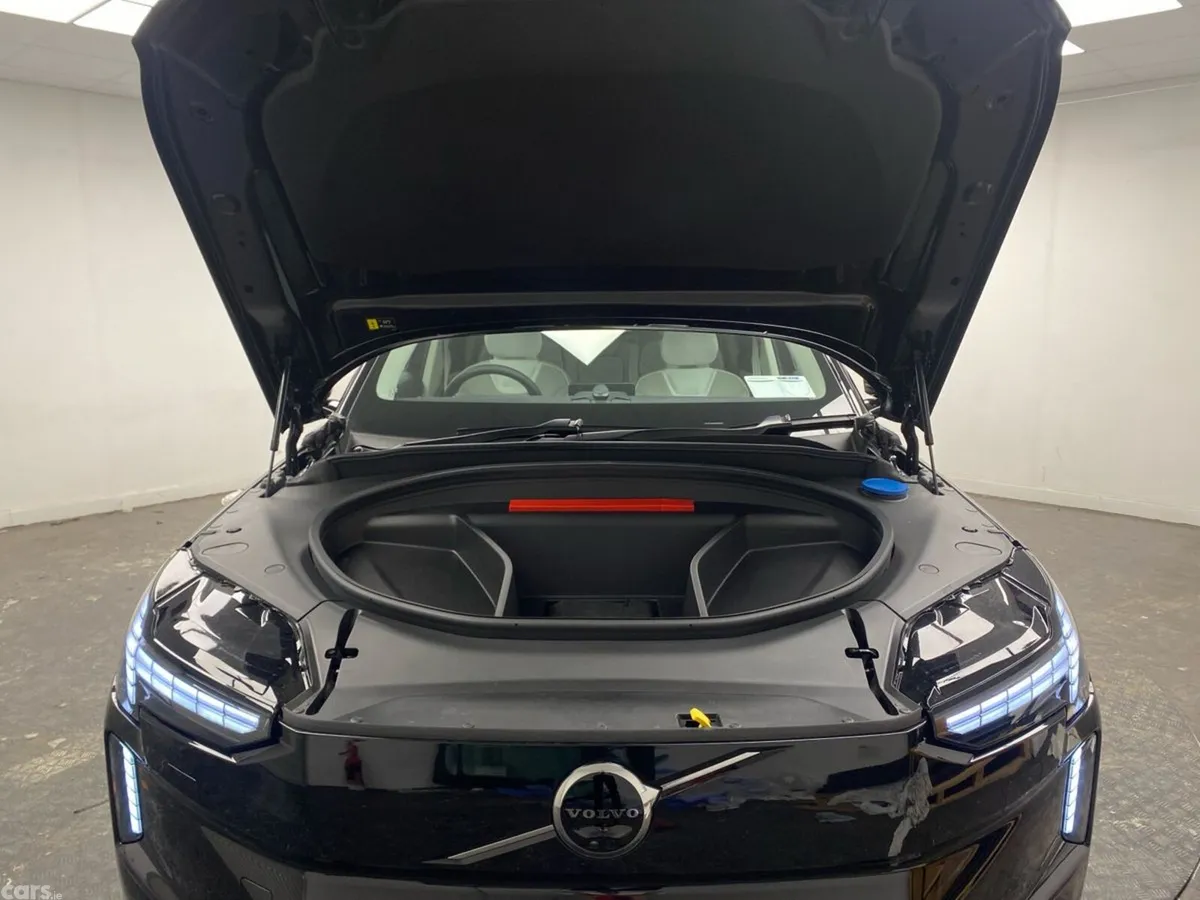 Volvo EX90 SUV, Electric, 2027, Black