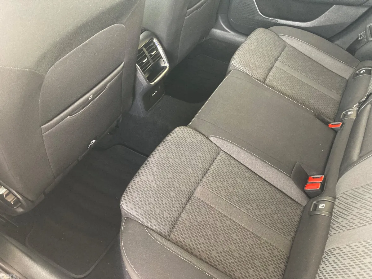 Skoda Octavia Saloon, Diesel, 2021, Black