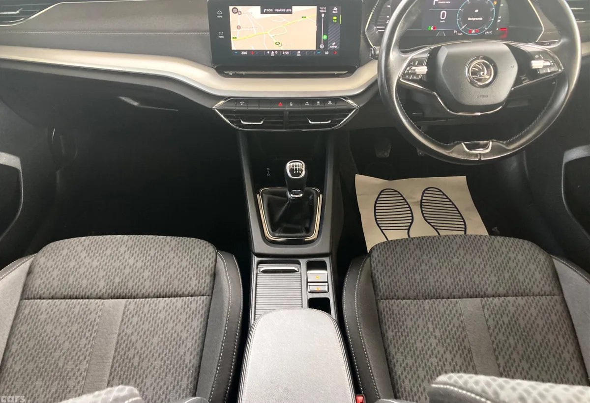 Skoda Octavia Saloon, Diesel, 2021, Black