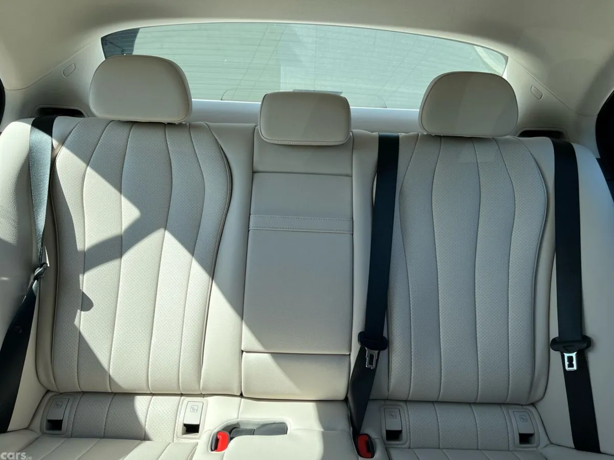 Mercedes-Benz E-Class Saloon, Diesel Hybrid, 2026, Blue