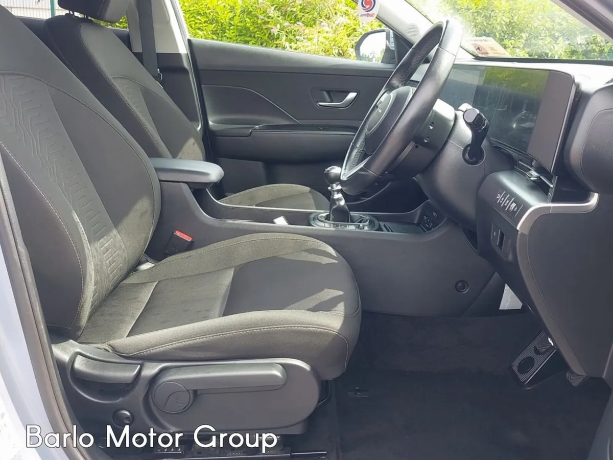 Hyundai KONA MPV, Petrol, 2023, Blue