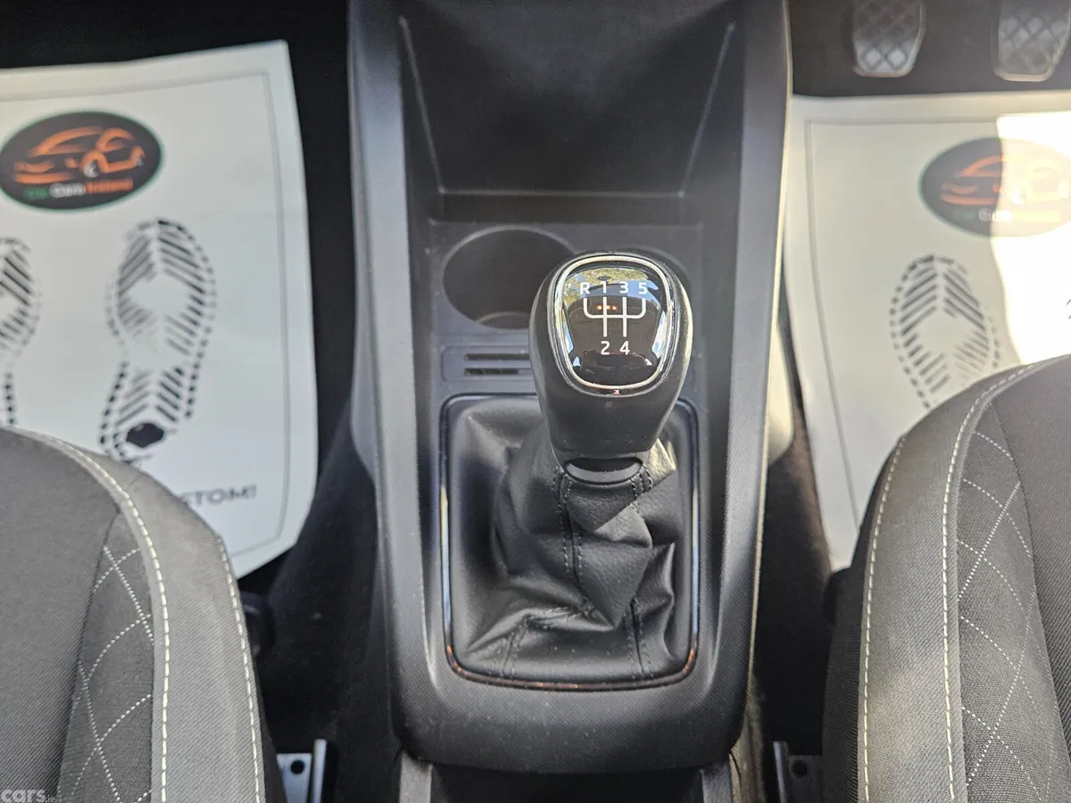 Skoda Fabia Hatchback, Petrol, 2019, Red