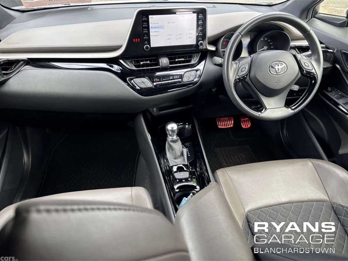 Toyota C-HR Hatchback, Petrol Hybrid, 2020, White